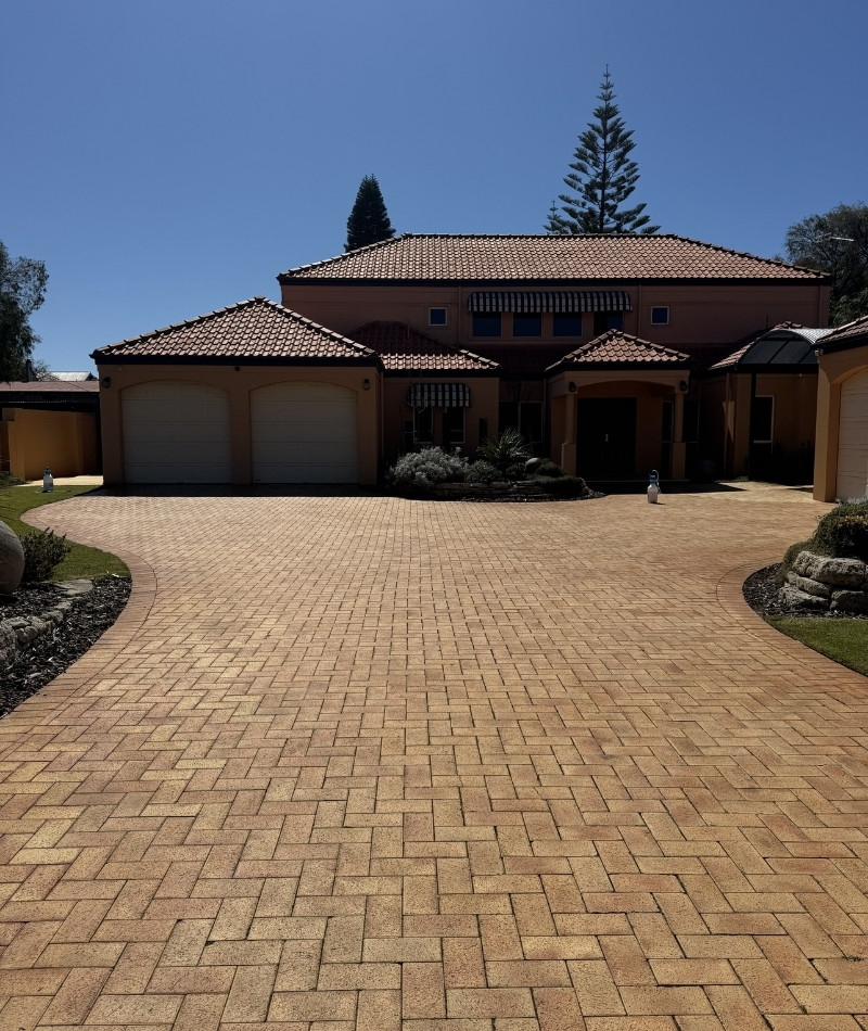 driveways cleaning service in bubury