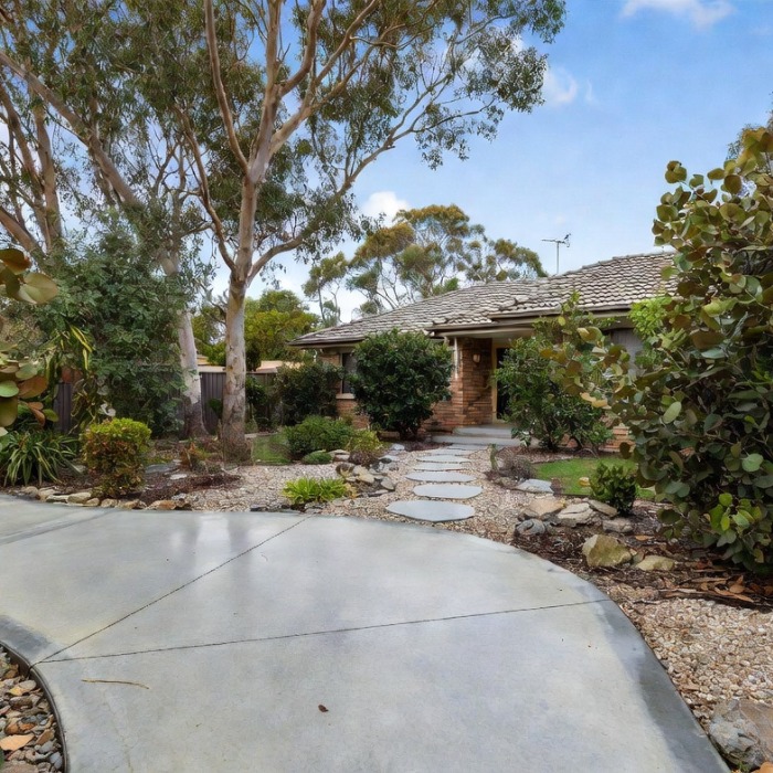 concrete sealing in house pathways